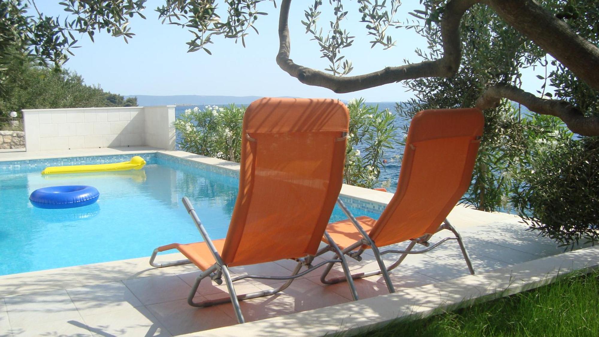 Apartments Niana With Heated Seawater Swimingpool Donji Okrug  Exteriör bild