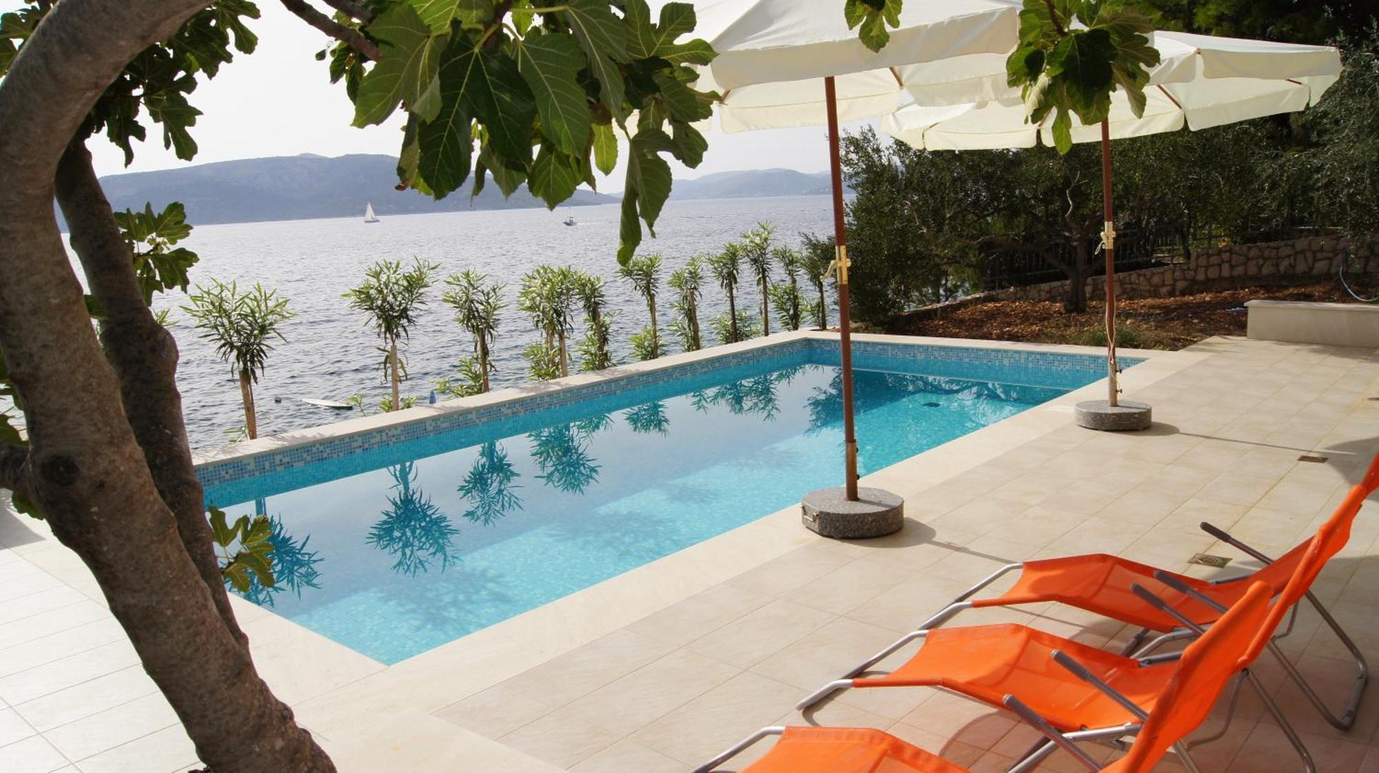 Apartments Niana With Heated Seawater Swimingpool Donji Okrug  Exteriör bild