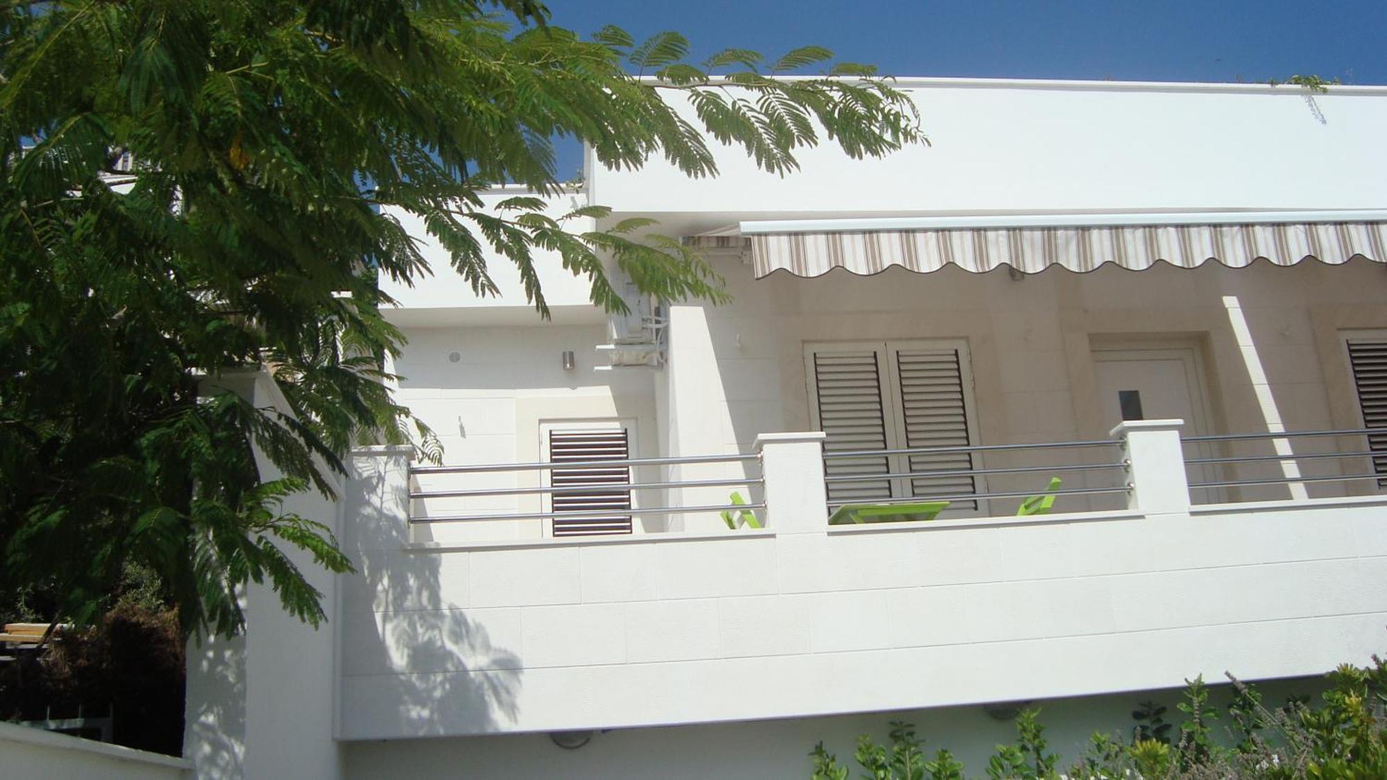 Apartments Niana With Heated Seawater Swimingpool Donji Okrug  Exteriör bild