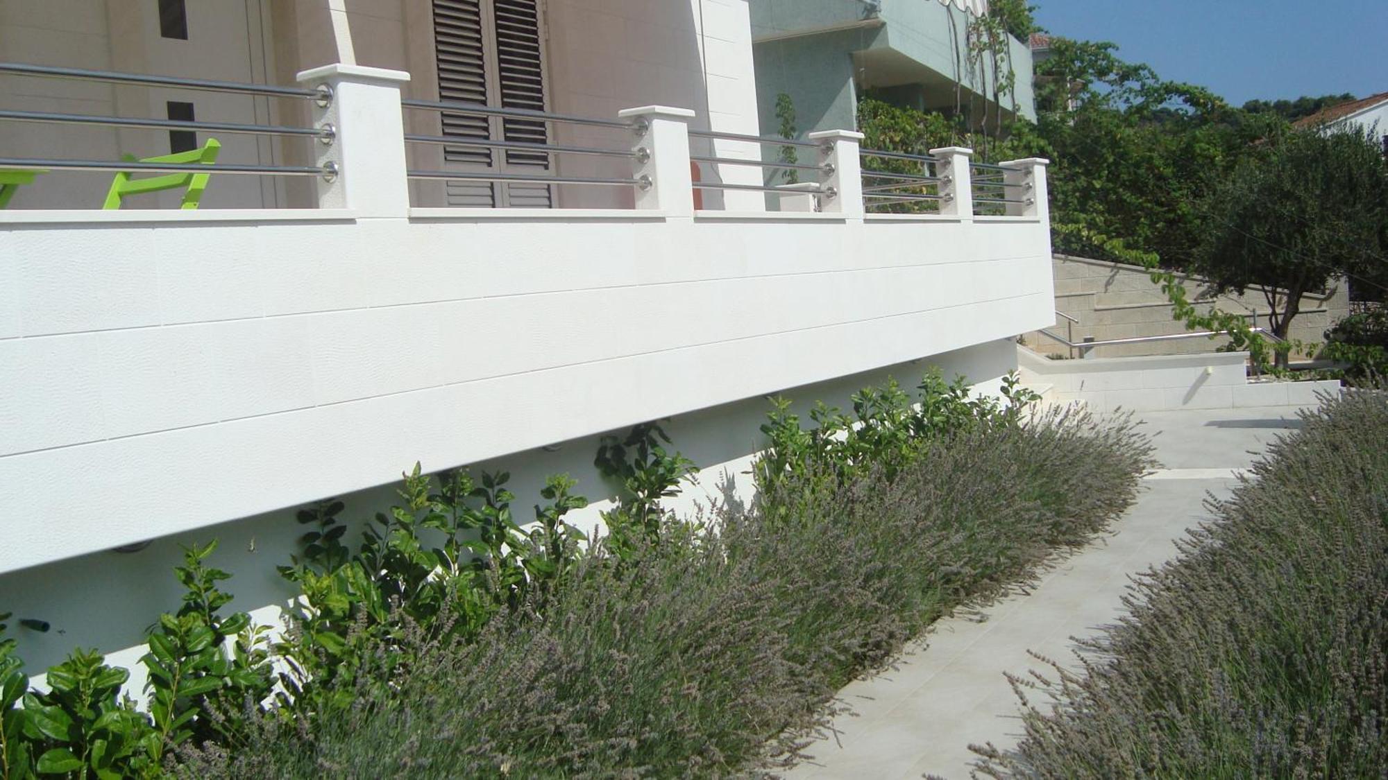Apartments Niana With Heated Seawater Swimingpool Donji Okrug  Exteriör bild